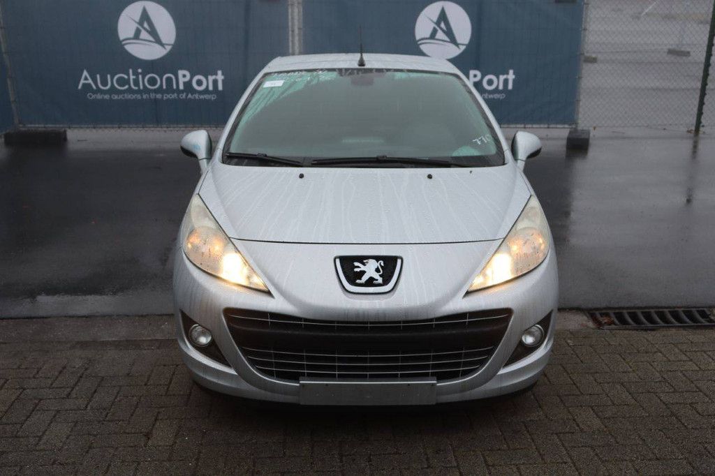 Personenauto Peugeot 207 CC Benzine 120pk 2010 (Marge)