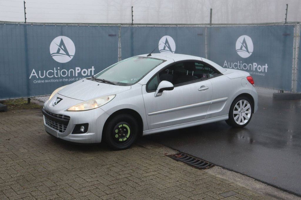 Personenauto Peugeot 207 CC Benzine 120pk 2010 (Marge)