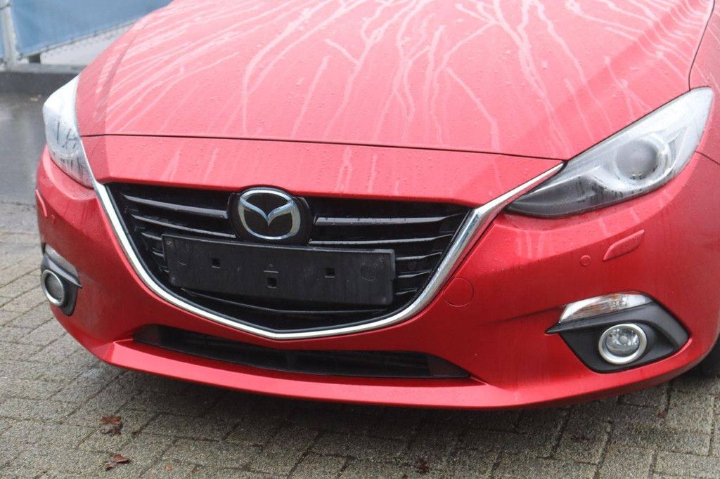 Passenger car Mazda 3 Diesel 150 hp 2016 (Margin)