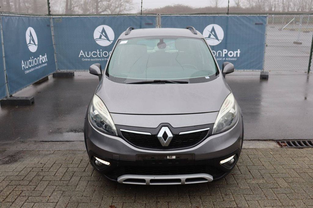 Renault Scenic Diesel 110 PS Pkw, Baujahr 2014 (Margin)