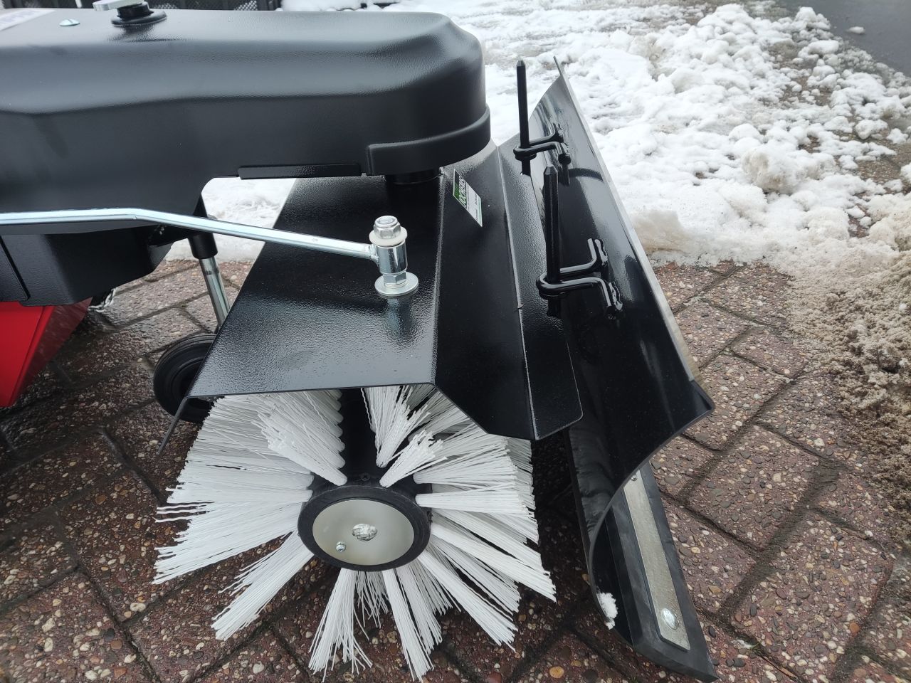 Nieuwe LIMPAR 78 veegmachine met HONDA motor, WINTERDIENST