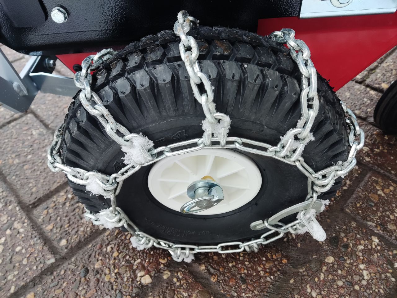 Nieuwe LIMPAR 78 veegmachine met HONDA motor, WINTERDIENST