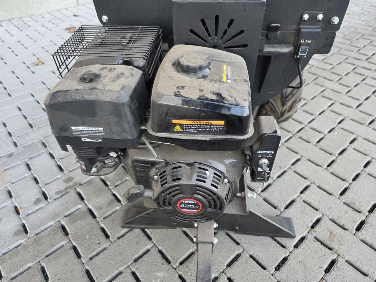 Houthakselaar bijna nieuw