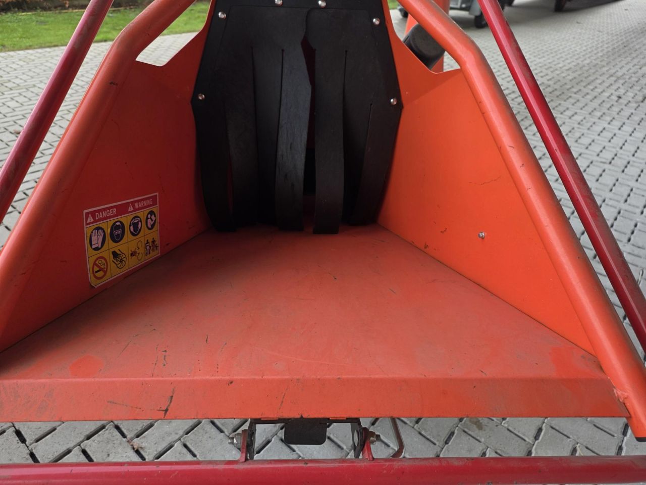 Houthakselaar bijna nieuw