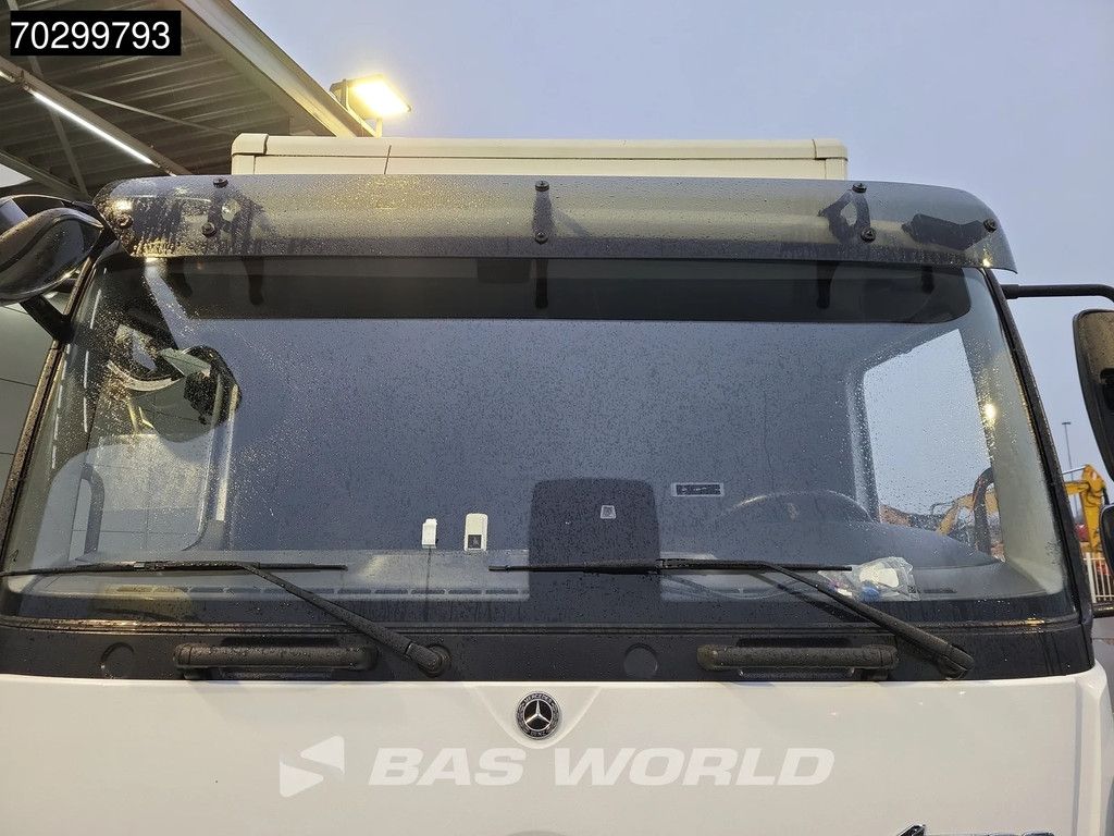 Mercedes Atego 818 4X2 8tonner Automatic 1000kg Ladebordwand Airco cruise control Euro 6