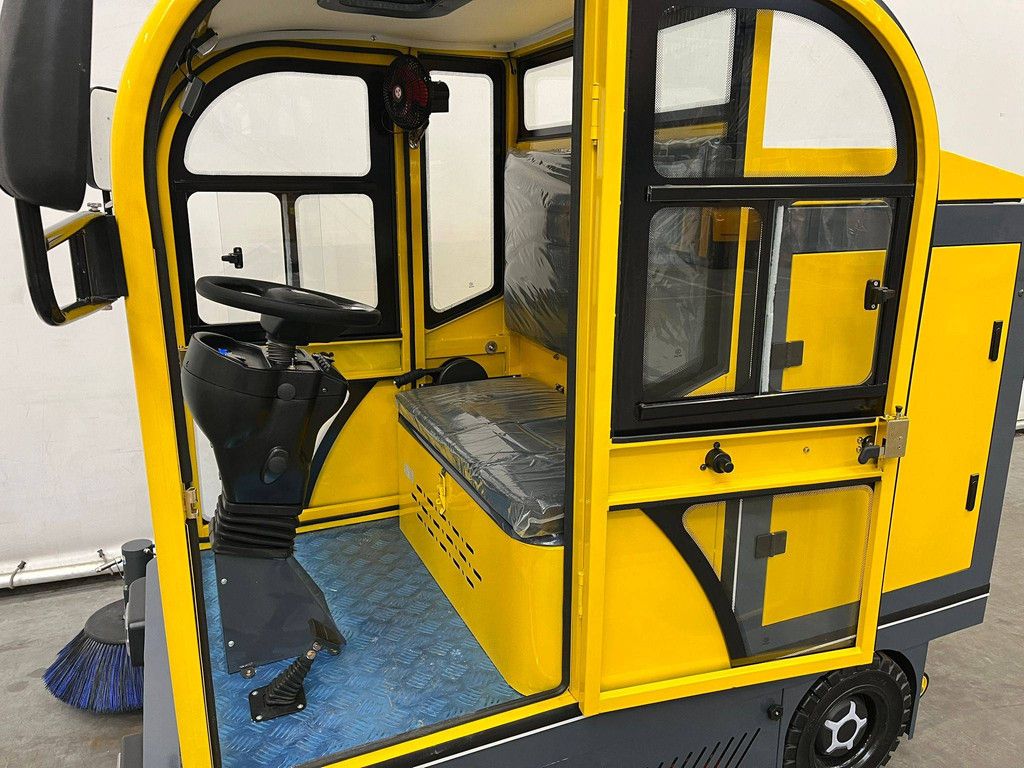 Kehrmaschine RTE ST150 Electric 2025