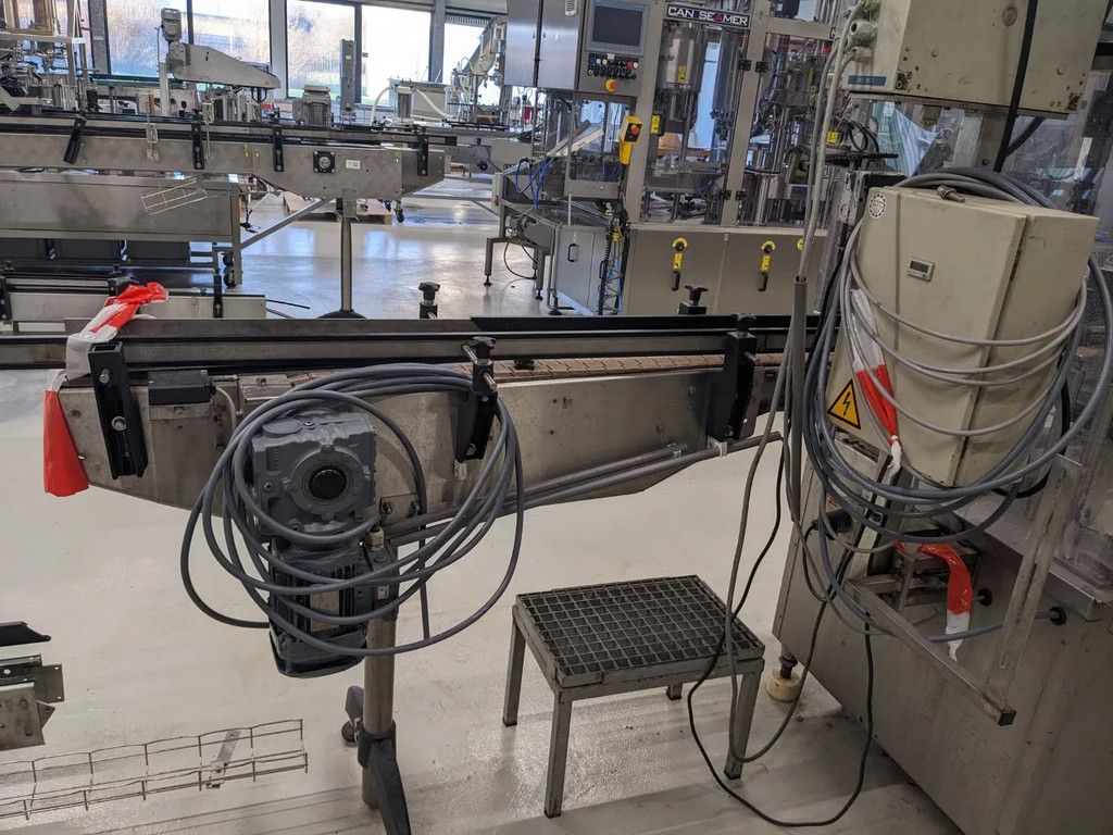 Cobert / Bertolaso Flessen vul-en sluit machine, Olympia 16 / Sigma 103