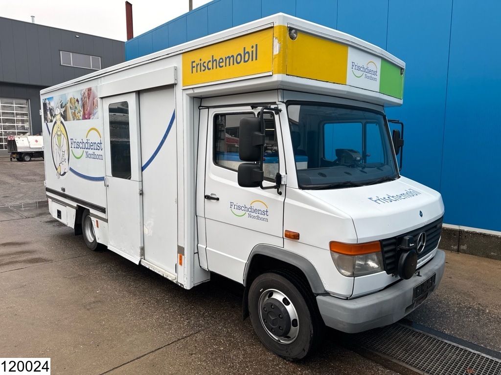 Mercedes Vario 815 D Promotional Trucks, Manual transmission