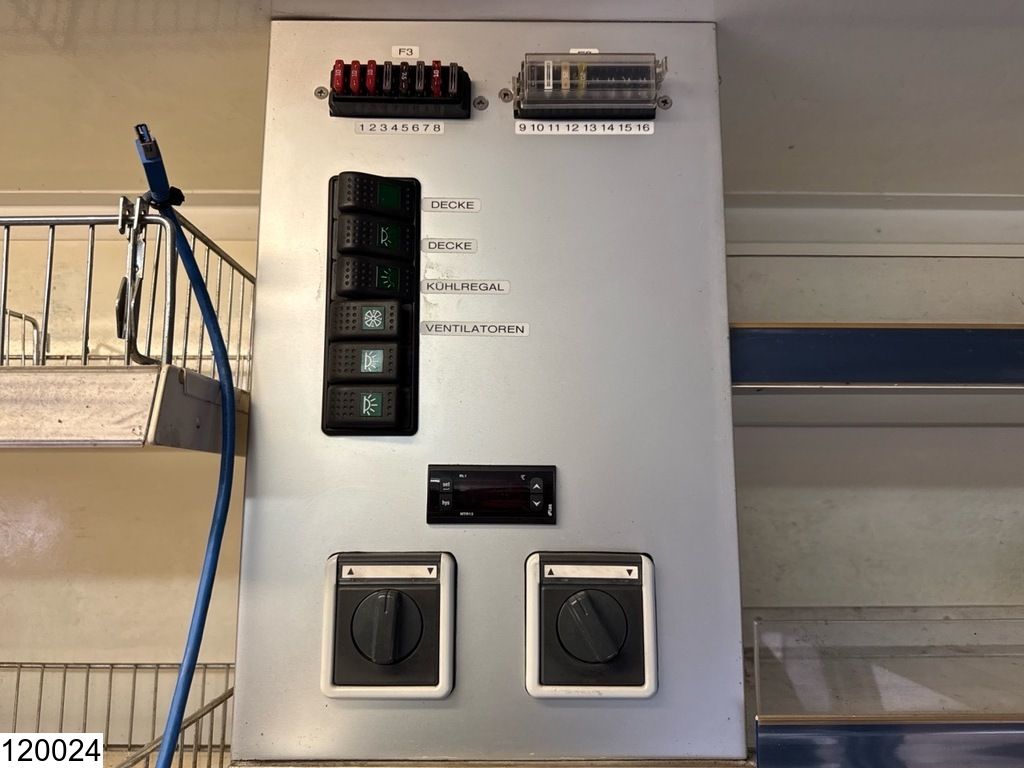 Mercedes Vario 815 D Promotional Trucks, Manual transmission