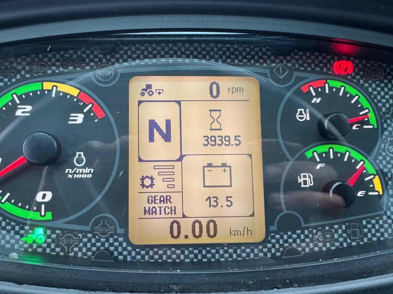 Case Farmall 105U PRO