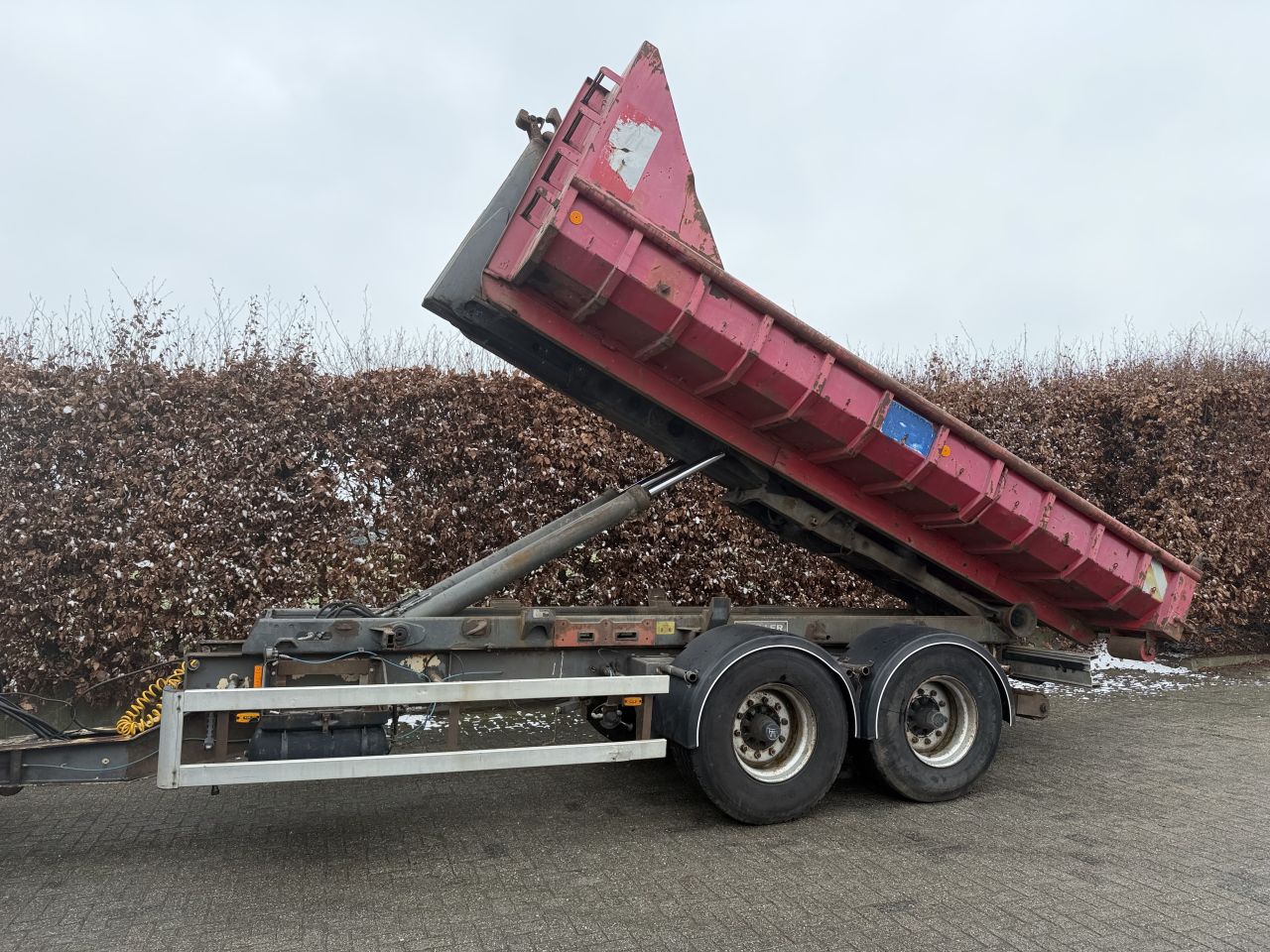 Meiller 20 tons haakarm carrier !!