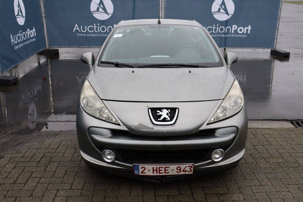 Personenauto Peugeot 207cc Benzine 120pk 2009 (Marge)