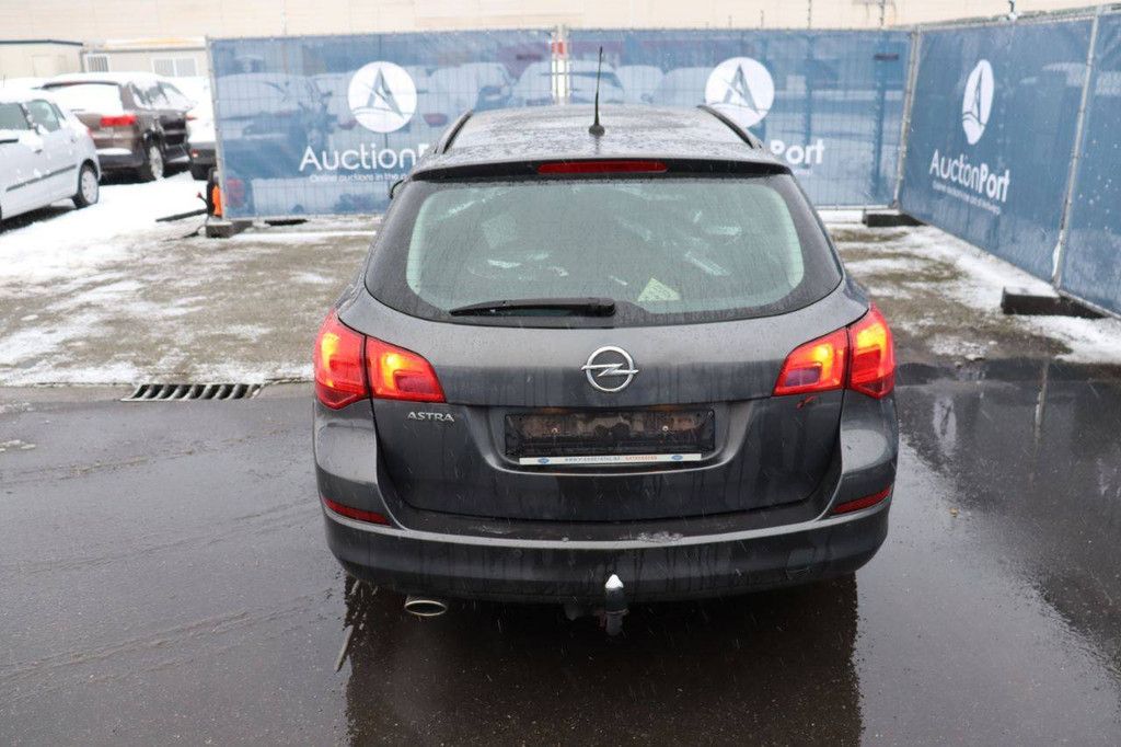 Personenauto Opel Astra Benzine 120pk 2012 (Marge)