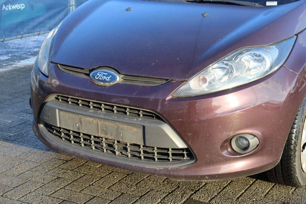 Passenger car Ford Fiesta Diesel 90 hp 2010 (Margin)