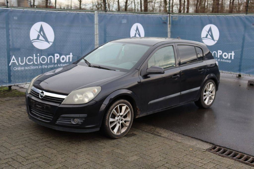 Pkw Opel Astra Benzin 125 PS 2005 (Margin)