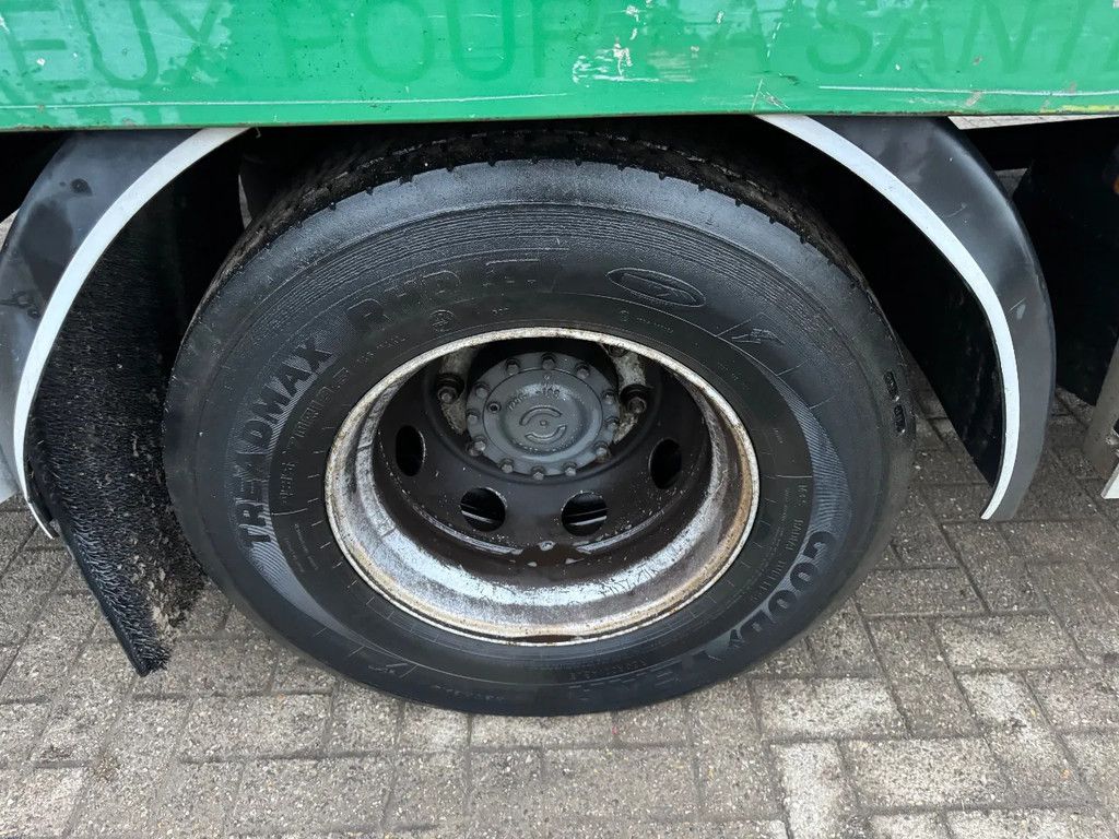 Renault Midlum 190 **BELGIAN TRUCK-MANUAL GEARBOX**