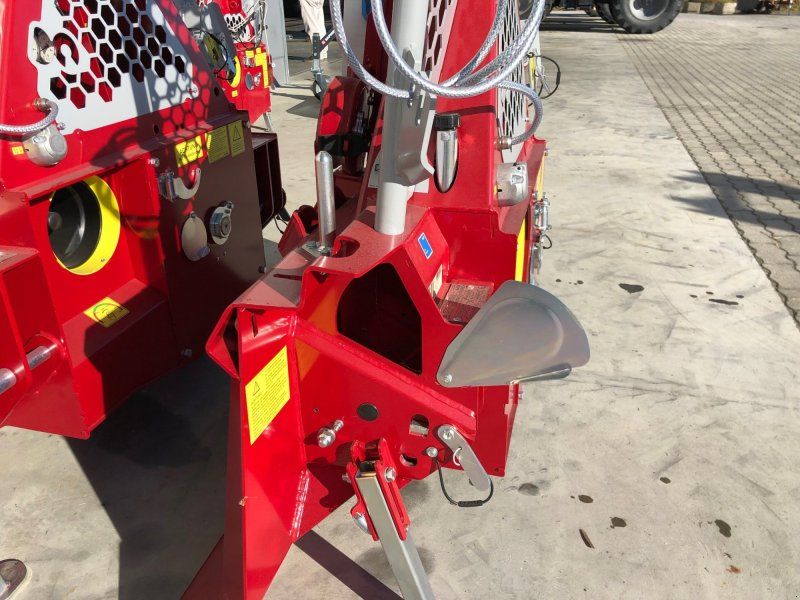 Tajfun EGV 65 AHK-SG