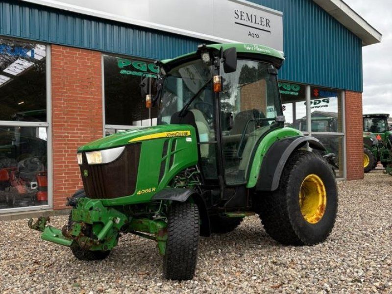 John Deere 4066R
