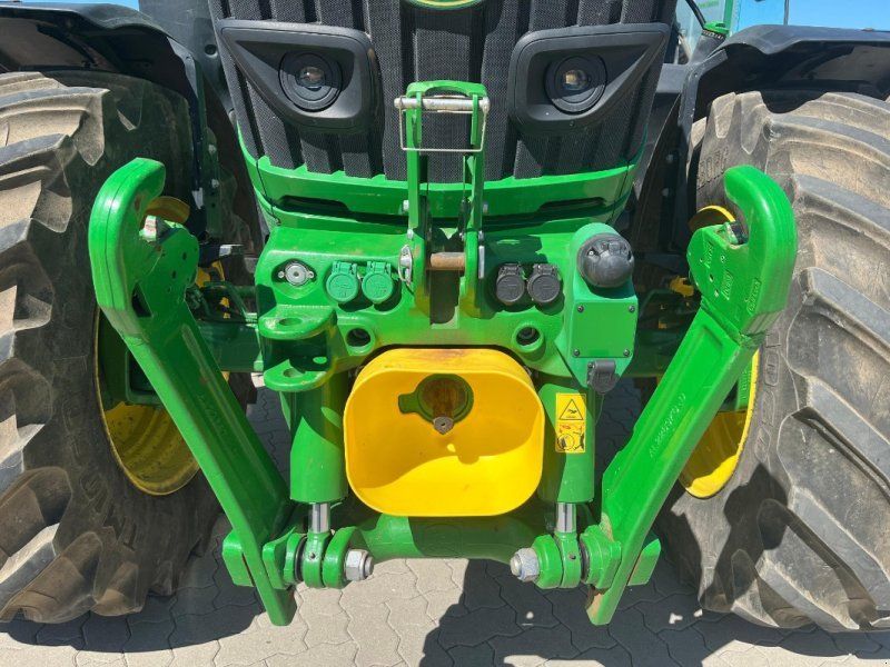 John Deere 6R 185
