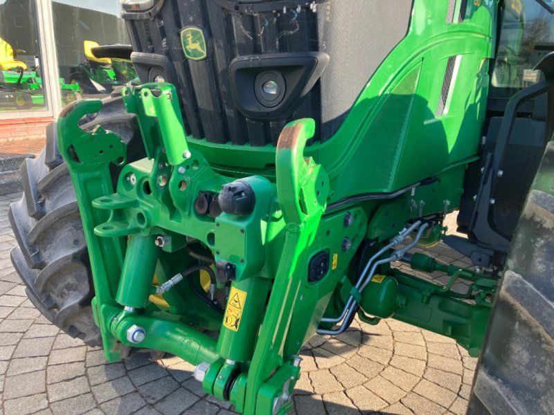 John Deere 6R 150