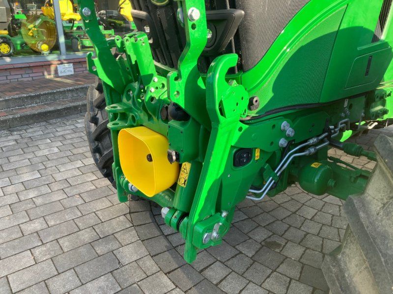 John Deere 6R 155