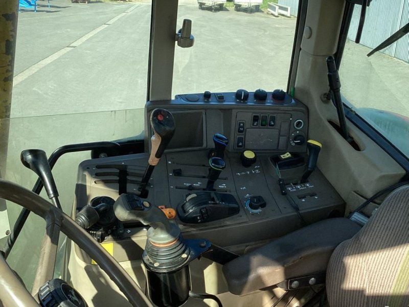 John Deere 6930 + BOS MÄHAUSLEGER + MULCHKOPF