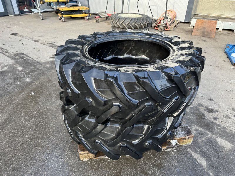 Pirelli 420/70-R30 TM700 ca. 50% guter Zustand