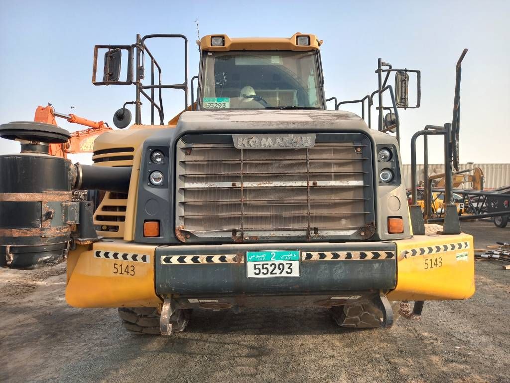Komatsu HM400-3R (4 pcs available in Abu Dhabi)