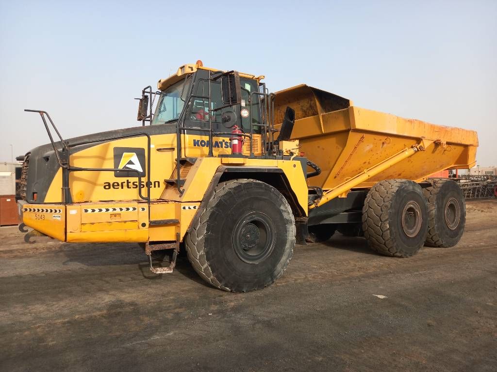 Komatsu HM400-3R (4 pcs available in Abu Dhabi)