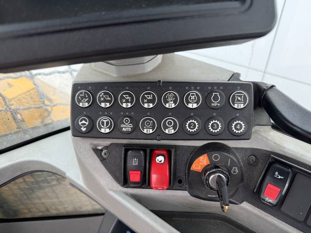 CAT 926M - Dutch Machine / Automatic Greasing