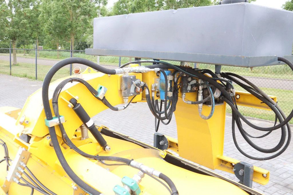 Stark RSW 3000 S | SWEEPER | BRUSH | KEHRMASCHINE | WATER SPRAY