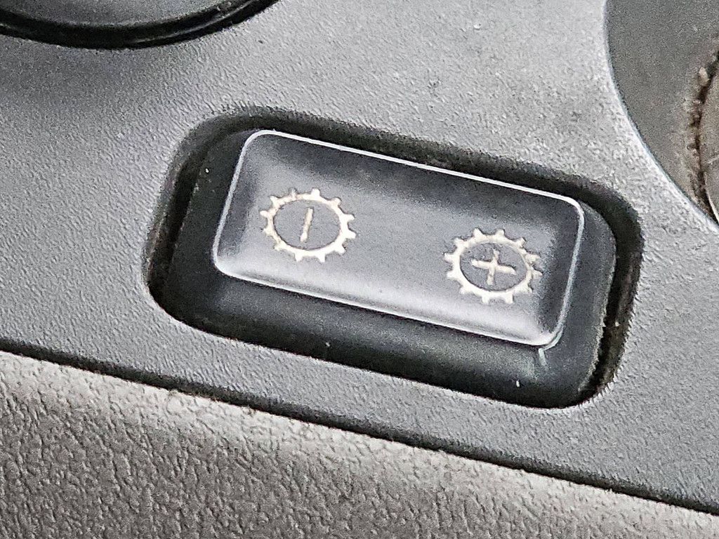 DAF LF 290 16t taillift airco