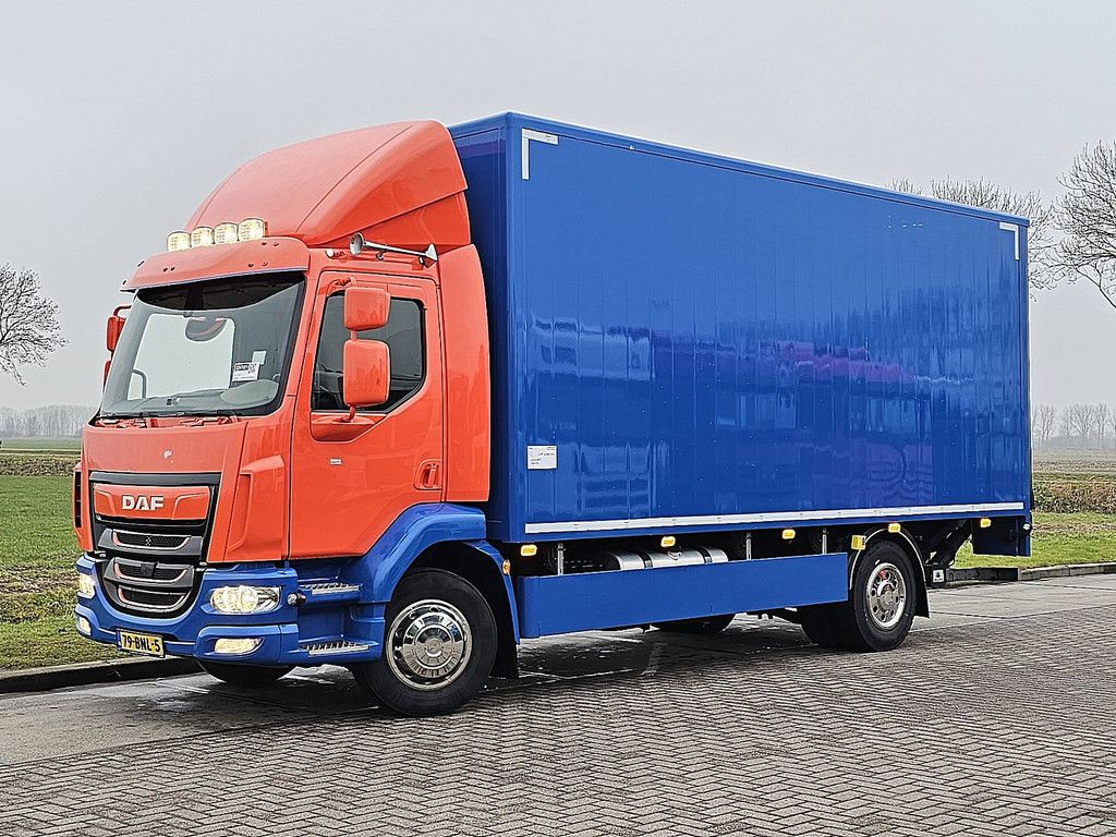 DAF LF 260 11.9t/16t 2t lift