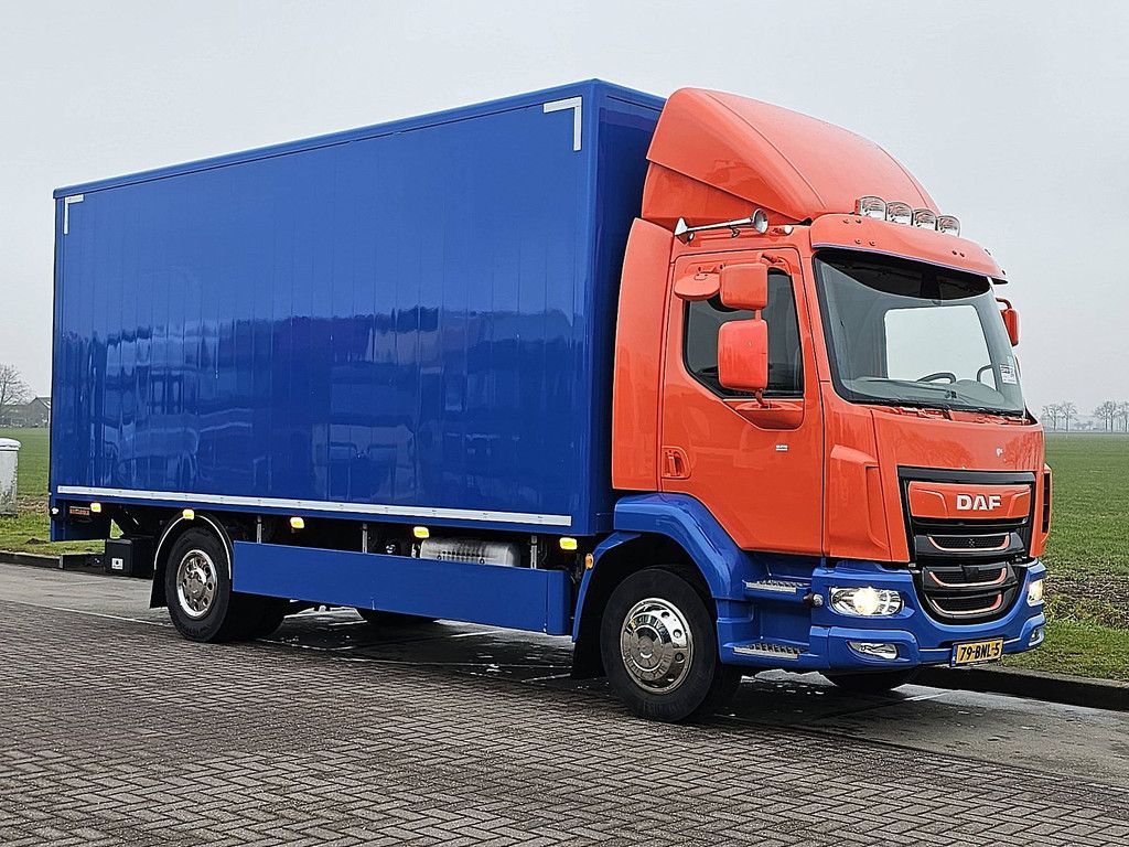 DAF LF 260 11.9t/16t 2t lift