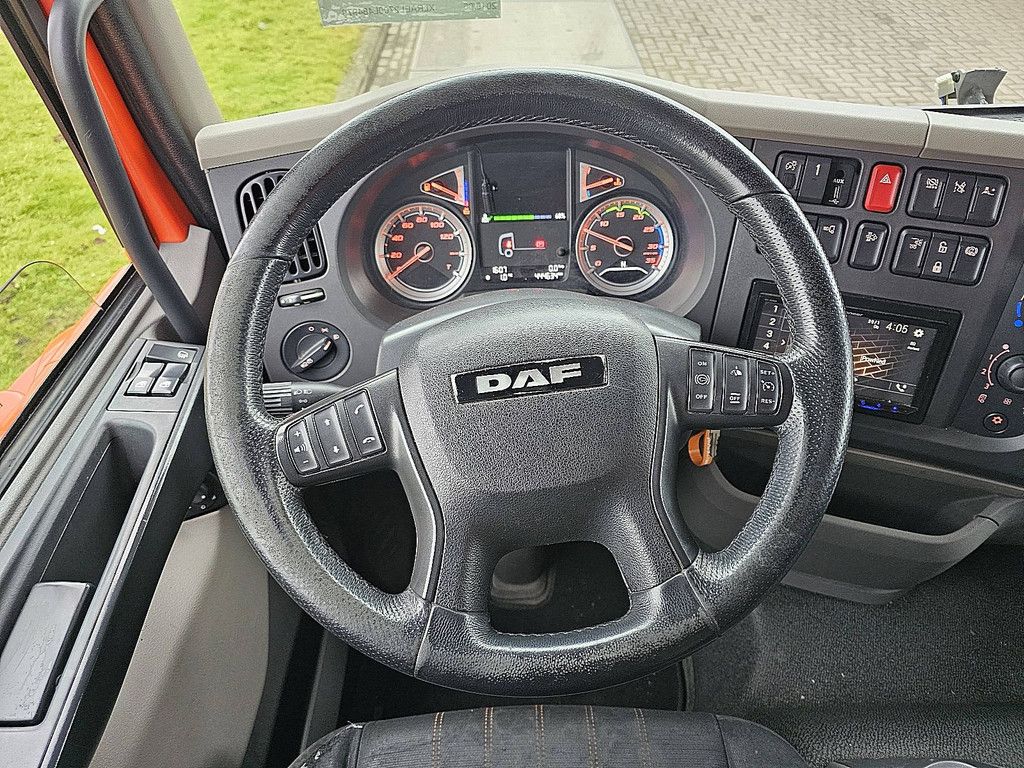 DAF LF 260 11.9t/16t 2t lift