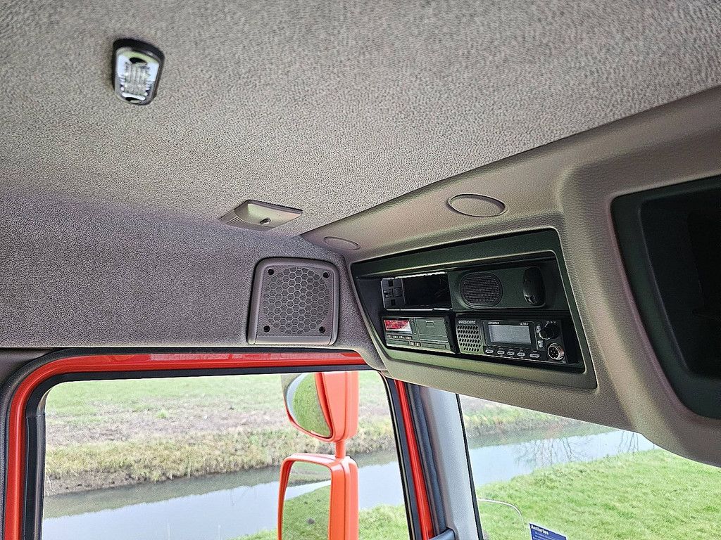 DAF LF 260 11.9t/16t 2t lift