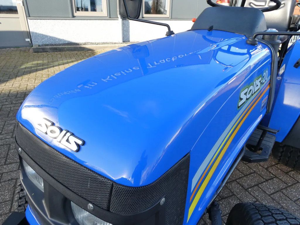 Solis 20 4w / 00141 Draaiuren / Gazonbanden