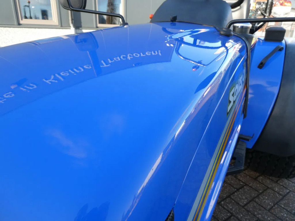 Solis 20 4w / 00141 Draaiuren / Gazonbanden