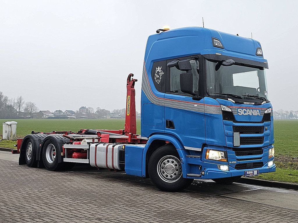 SCANIA R450 6x2*4