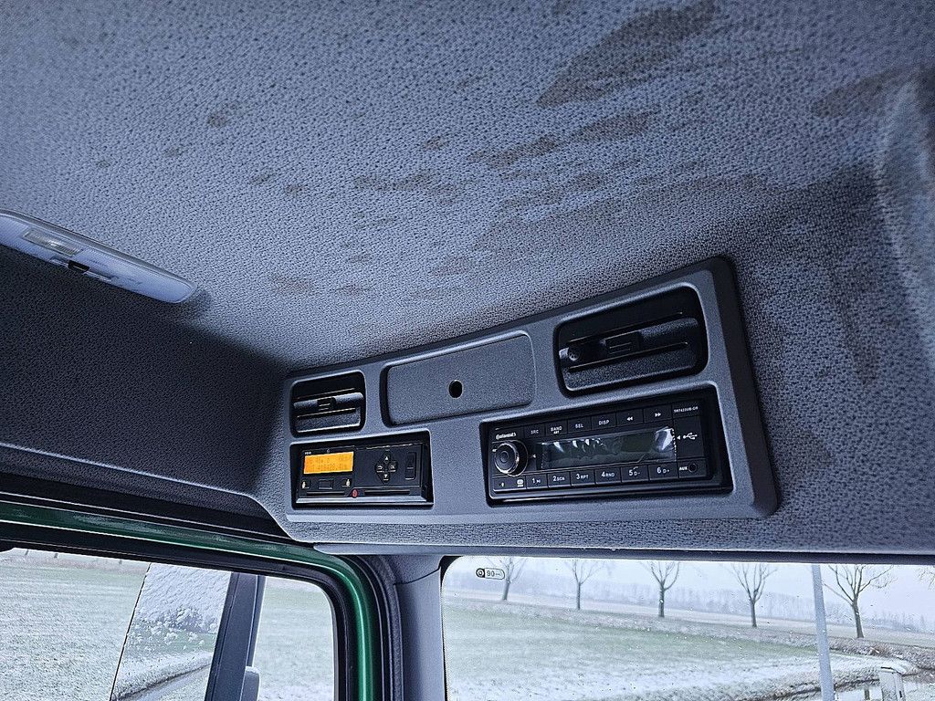 MERCEDES-BENZ ATEGO 1218 box 605 lift airco