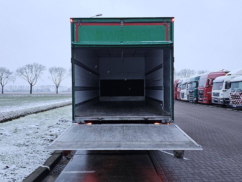 MERCEDES-BENZ ATEGO 1218 box 605 lift airco