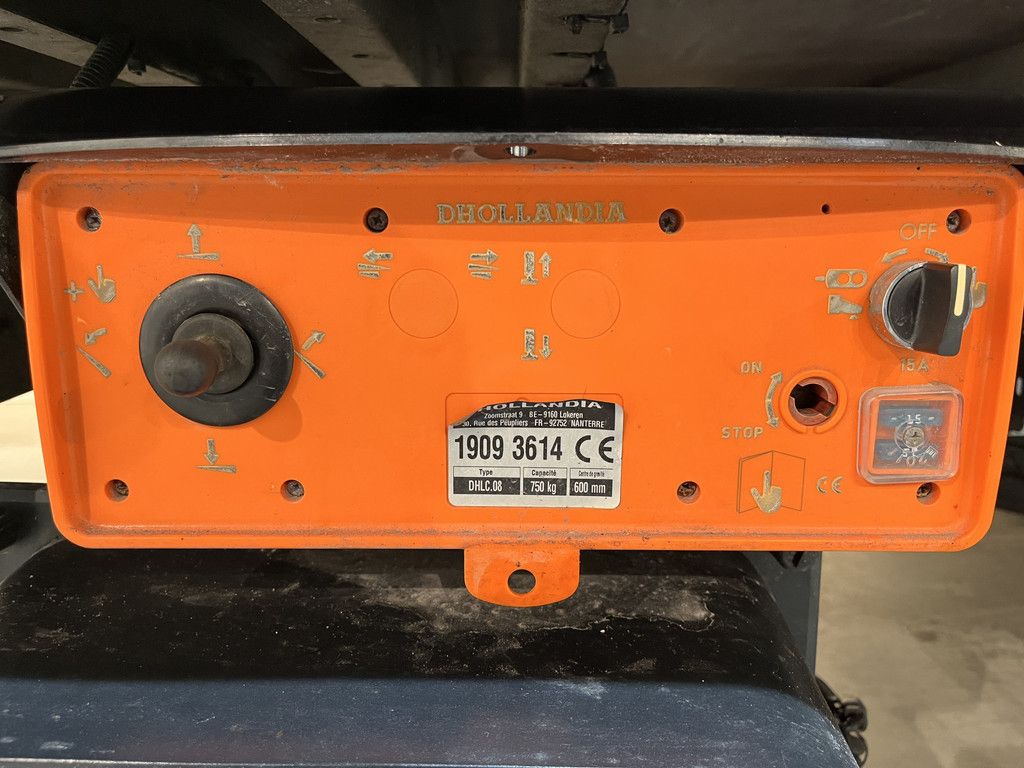 Ford Transit 350 2.0 TDCI L4 170 PK RWD Bakwagen / Dhollandia Laadklep / Meubelbak / Euro 6 / Dubbel Lucht / Airco / Cruise Control / 3-Zits / 91.000 KM !!