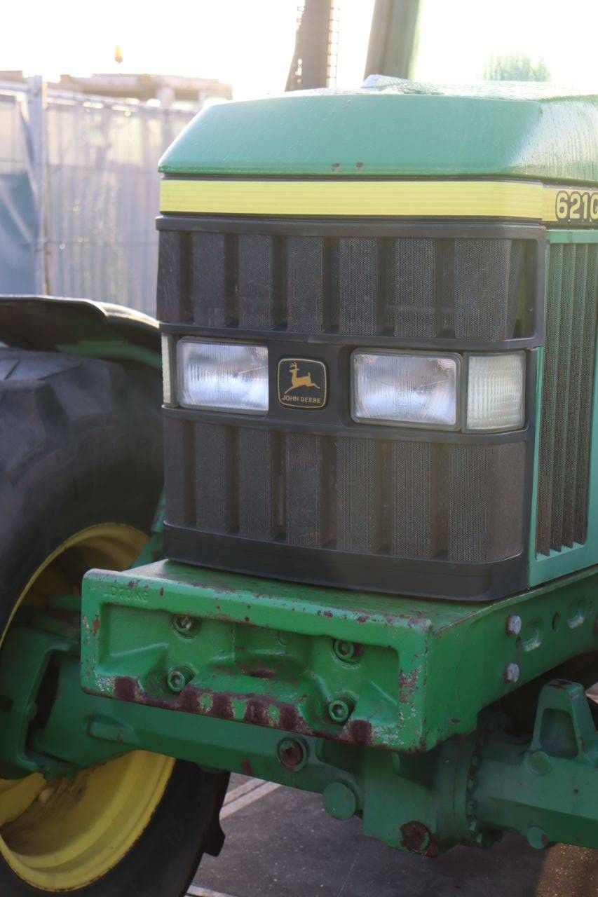 Traktor John Deere 6210 Diesel 67kW 2000