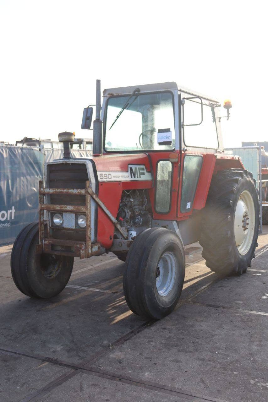 Tractor Massey Ferguson MF590 Diesel 55kW (Marge)