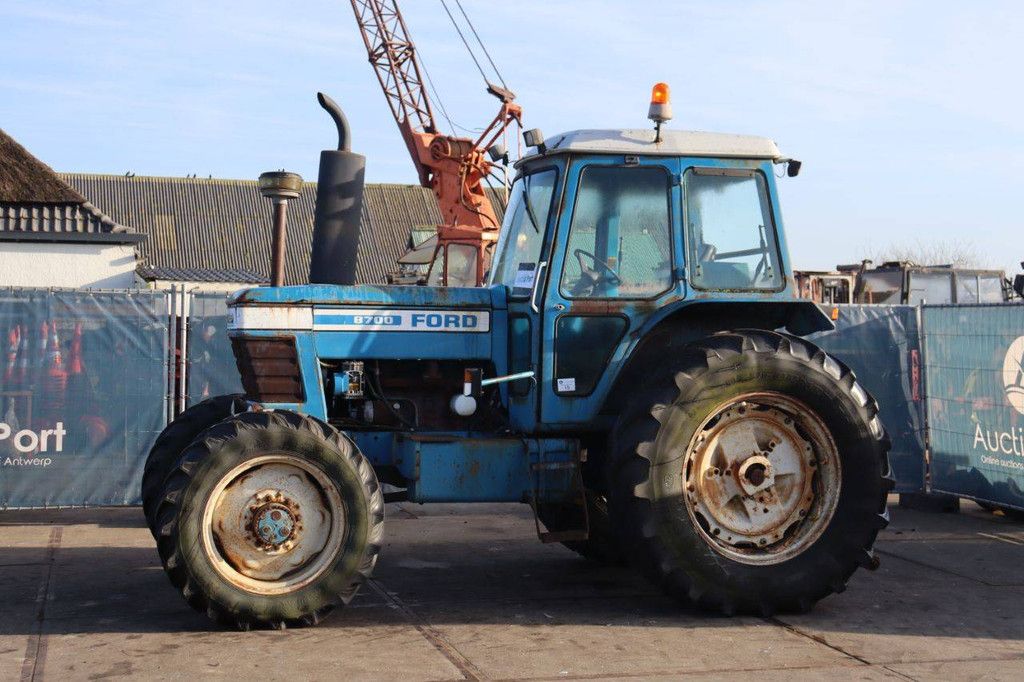 Traktor Ford 8700F Diesel 94kW