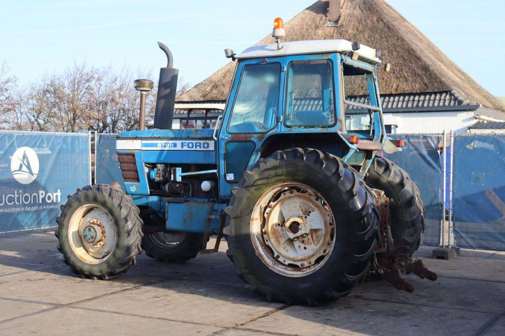 Traktor Ford 8700F Diesel 94kW