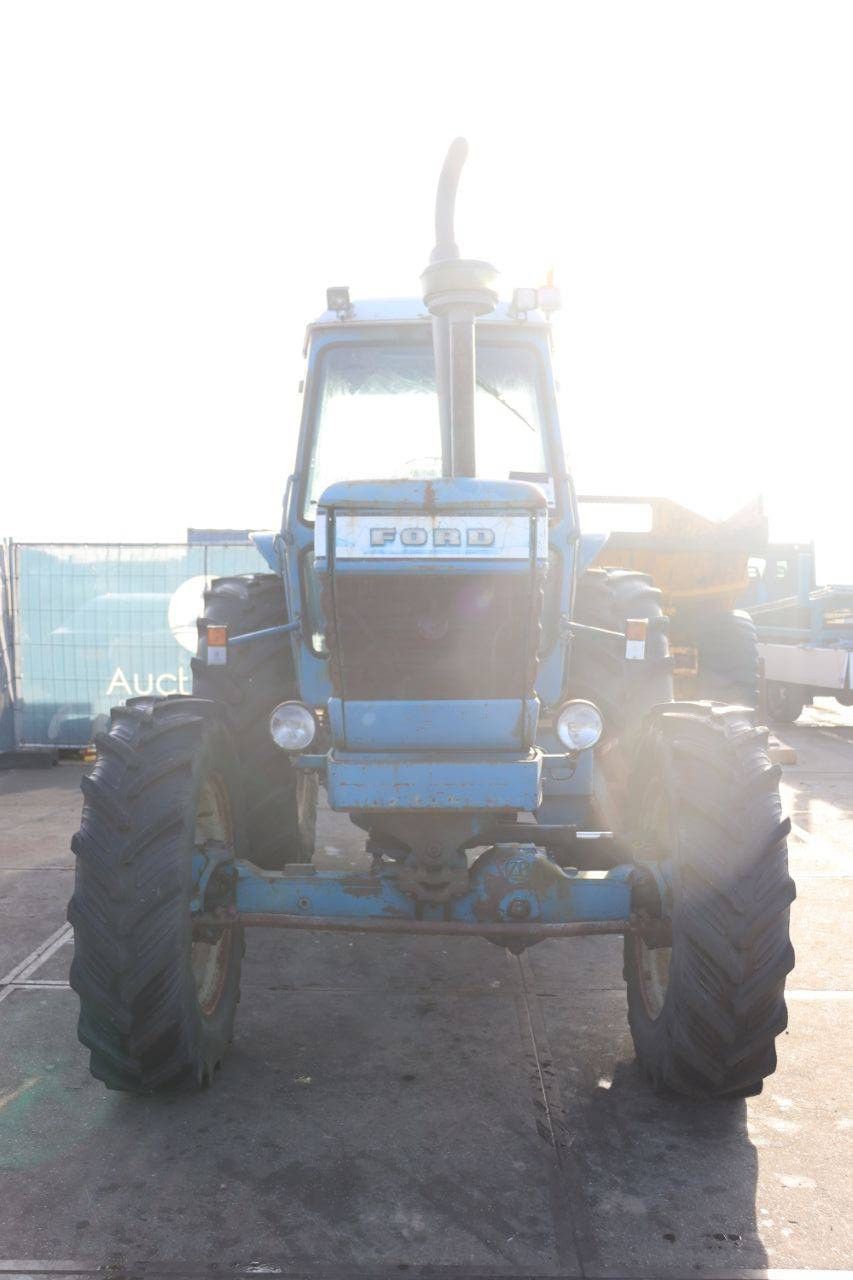 Traktor Ford 8700F Diesel 94kW