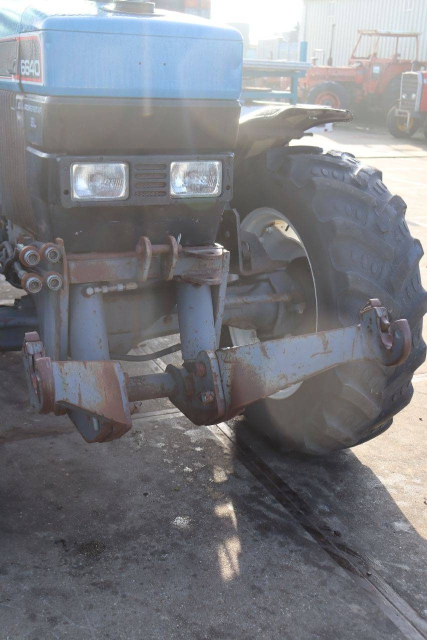 Traktor Ford 6640SL Diesel 64kW 1995