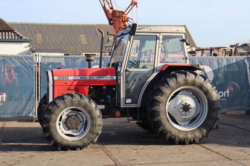 Traktor Massey Ferguson 390 Diesel 60kW (Marge)