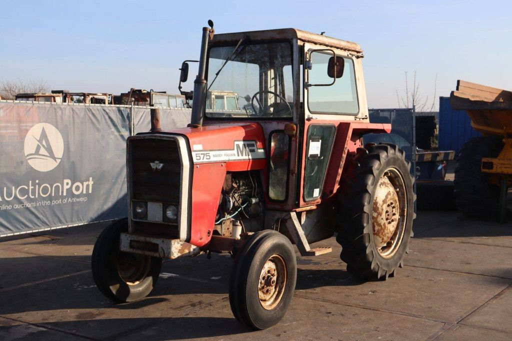 Tractor Massey Ferguson 575 Diesel 49kW (Marge)